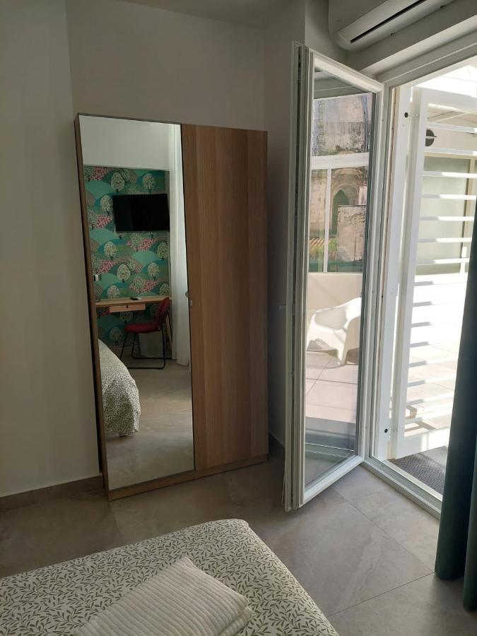 Domus Cervantes Apartment Napoli Dış mekan fotoğraf